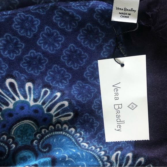 Vera Bradley Soft Fringe Scarf in Blue Tapestry 100% Rayon New With Tags. - Picture 2 of 5